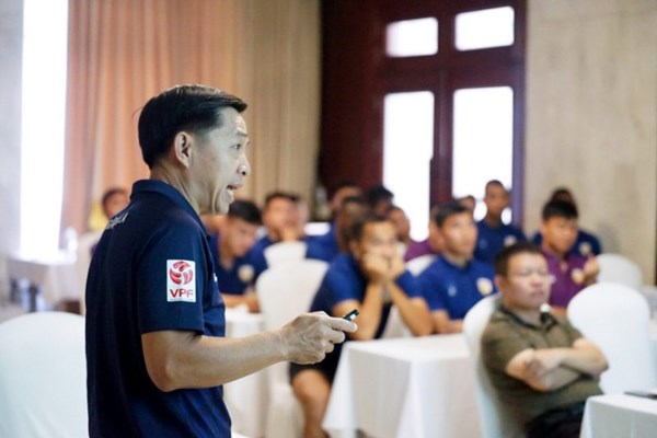 Sẽ có từ 3-5 trận đấu tại V.League áp dụng công nghệ VAR - Anh 2
