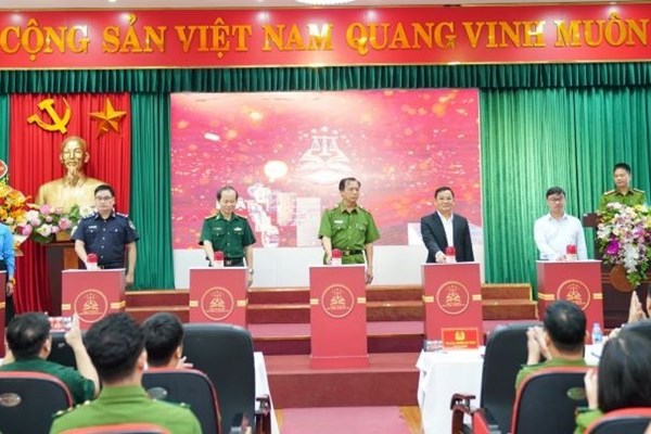 Phát động Cuộc thi Tìm hiểu Luật Phòng, chống ma túy - Anh 1
