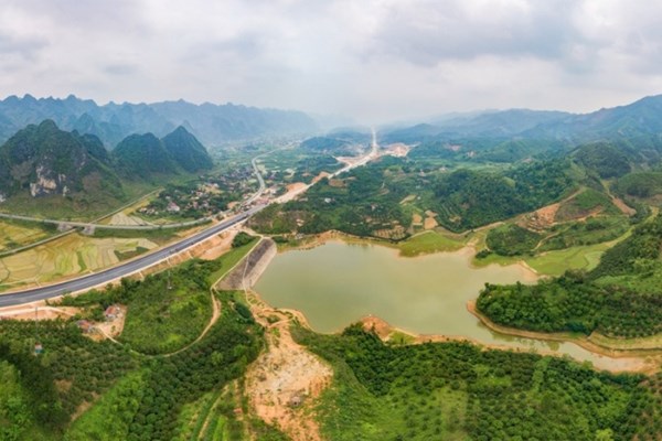 Lạng Sơn: Công nghệ số là “đòn bẩy” cho ngành Du lịch - Anh 2