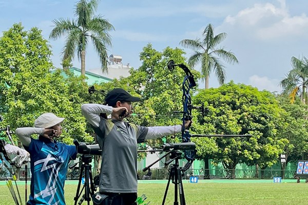 Khai mạc Giải vô địch Bắn cung trẻ quốc gia - Anh 1