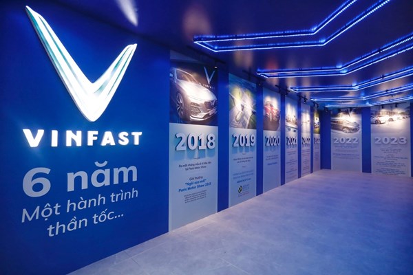 Trải nghiệm một VinFast đậm chất nghệ thuật tại Đại nhạc hội 8Wonder - Anh 10