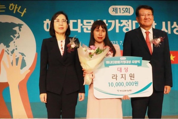 Trao giải thưởng Gia đình đa văn hoá Hana lần thứ 15 - Anh 1
