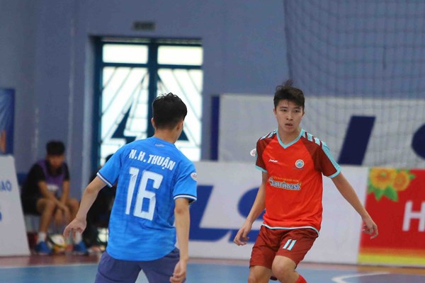 Nhà vô địch Sahako trở lại ấn tượng tại lượt về giải Futsal VĐQG - Anh 2