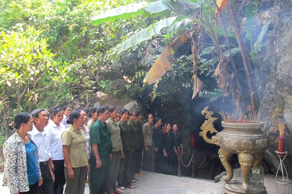 Đánh thức tiềm năng du lịch hoài niệm về nguồn (Bài 1): Còn theo kỳ cuộc - Anh 1