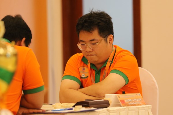 Kỳ vương Trung Quốc vô địch giải cờ tướng lớn nhất Việt Nam - Anh 1