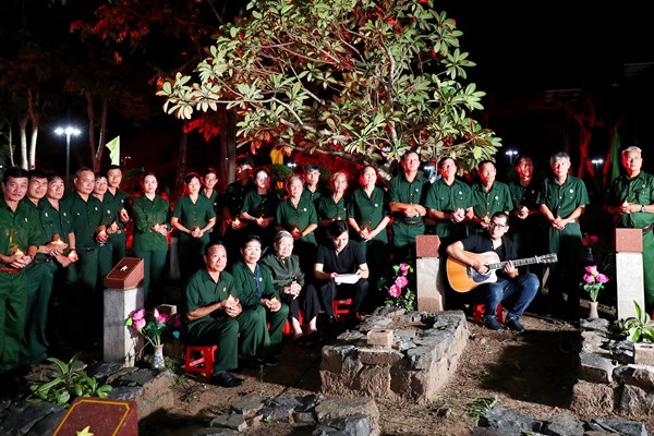 Nước mắt ở Hàng Dương - Anh 1