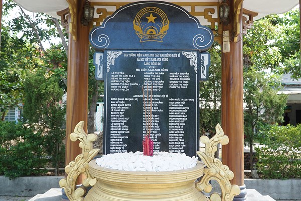 Xúc động về nơi 