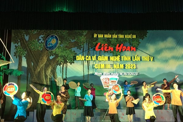 Festival dân ca Ví, Giặm Nghệ Tĩnh 2023: “Ví, Giặm - Tinh hoa tỏa sáng” - Anh 1