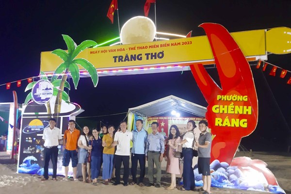 Rực sắc màu Ngày hội VHTT miền biển Quy Nhơn - Anh 6