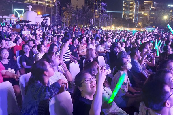 Lễ hội tận hưởng mùa hè Đà Nẵng với nhiều sản phẩm du lịch đặc sắc - Anh 4