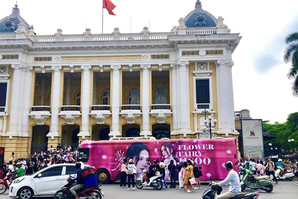 Dịch vụ “ăn theo” đêm diễn Blackpink: Cơ hội khi được lên kế hoạch - Anh 1