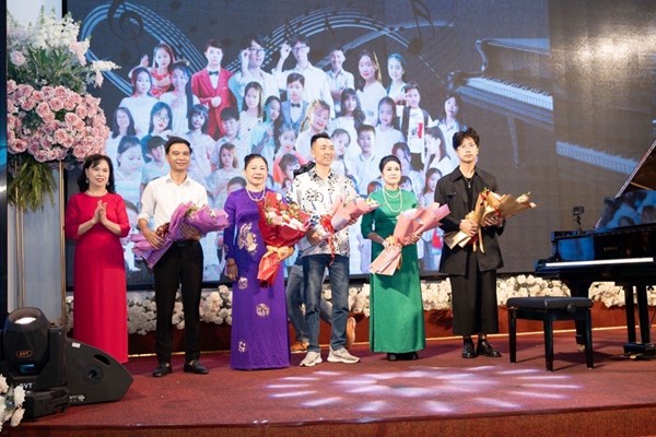 Festival Piano nơi phên dậu Tổ quốc - Anh 1