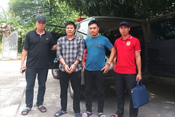 Bị bắt sau chín năm trốn truy nã về tội lừa đảo chiếm đoạt tài sản - Anh 1
