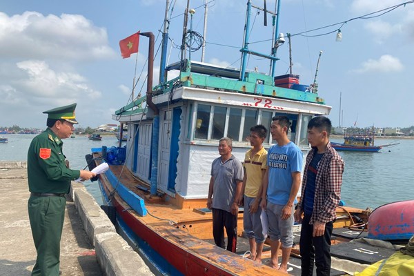 Quảng Ngãi: Đẩy mạnh tuyên truyền chống khai thác IUU - Anh 1