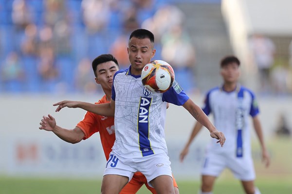 Những vòng đấu cuối của V.League 2023: Cơ hội cho các cầu thủ trẻ - Anh 2