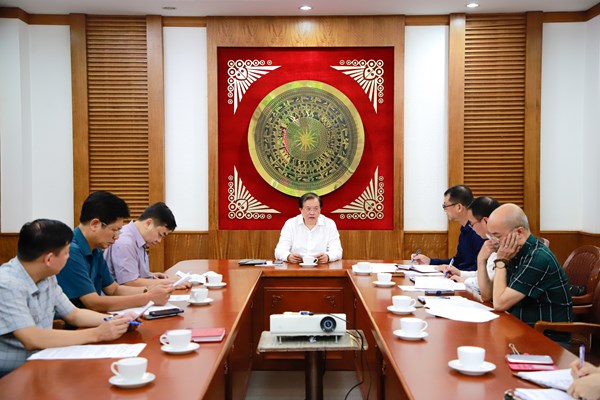 Các trường hợp không tuân thủ Quy tắc ứng xử của người hoạt động trong lĩnh vực nghệ thuật: Sẽ thí điểm xử lý, đảm bảo tính răn đe - Anh 1