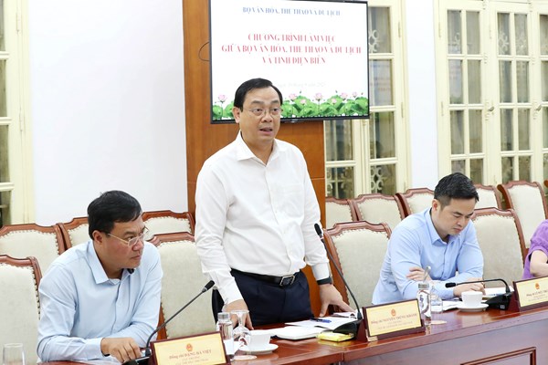 Bộ trưởng Nguyễn Văn Hùng: Điện Biên đã dựa trên sức mạnh mềm của văn hoá để đạt và vượt nhiều chỉ tiêu đặt ra - Anh 6