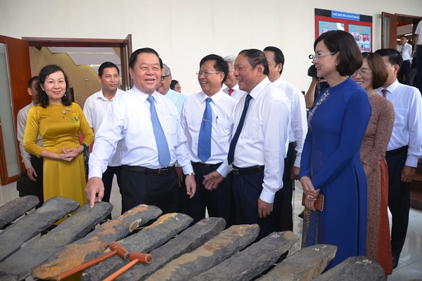 Chấn hưng, phát triển văn hóa, con người Bình Phước - Anh 1