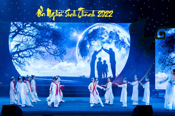 Chương trình nghệ thuật “Ơn nghĩa sinh thành 2023”:  Những giai điệu từ trái tim - Anh 4