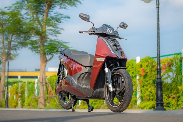 Loạt công nghệ hiện đại áp dụng trên xe máy điện cao cấp của VinFast - Anh 3
