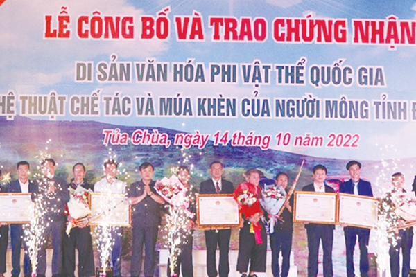 Bảo tồn và phát huy nghề chế tác khèn Mông - Anh 2