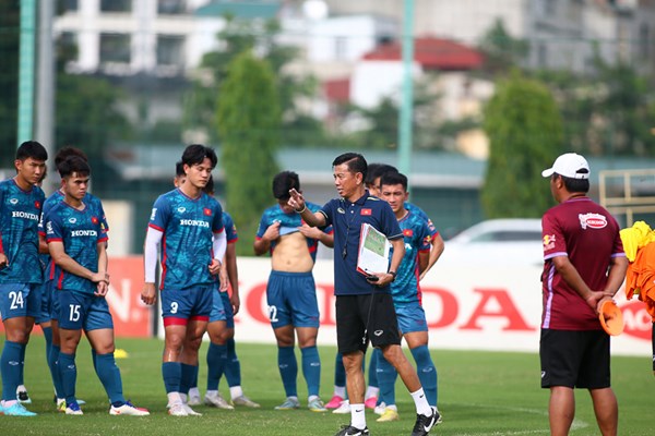 Thể hiện khát khao cống hiến - Anh 1