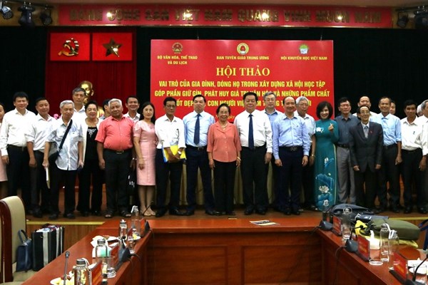 Phát huy vai trò của gia đình, dòng họ trong xây dựng xã hội học tập (Bài 1): “Vượt khó” nuôi con ăn học... - Anh 1