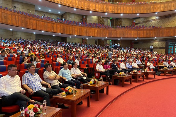 Hải Dương: Cập nhật kiến thức về Fintech, AI, Blockchain, Cloud cho nhà quản lý và hoạch định chính sách - Anh 2