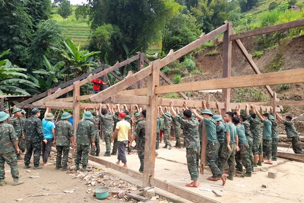 Người dân vùng tâm lũ Mù Cang Chải vực dậy sau thiên tai - Anh 2