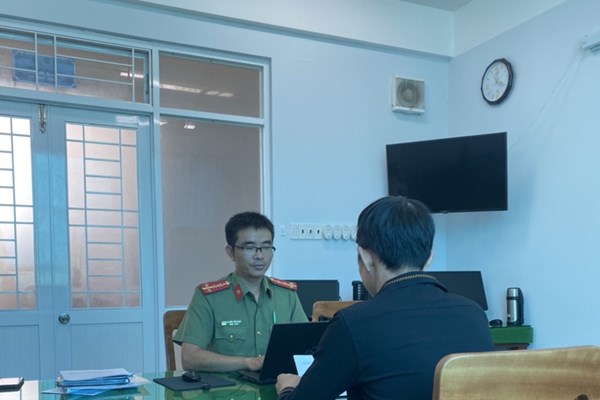 Đăng tải thông tin bịa đặt 