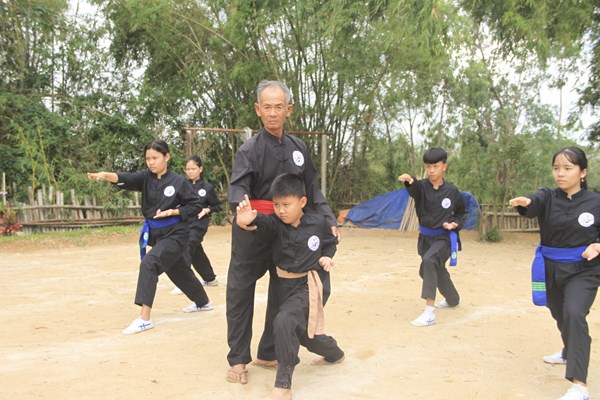 Hành trình đưa Võ cổ truyền Việt Nam ra thế giới (Bài 1): Đến Bình Định mà coi... - Anh 1