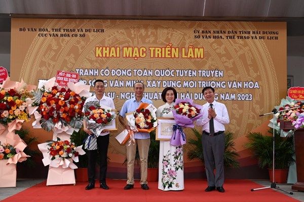 Tranh cổ động tấm lớn tuyên truyền thực hiện nếp sống văn minh, xây dựng môi trường văn hóa - Anh 2