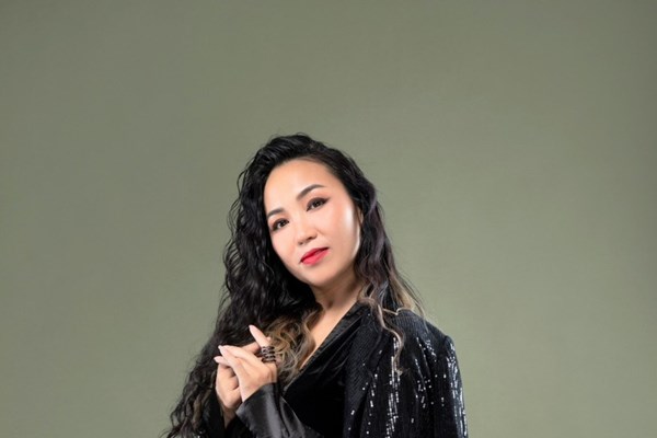 Tổ khúc nghệ thuật về dòng chảy văn hóa - Anh 1