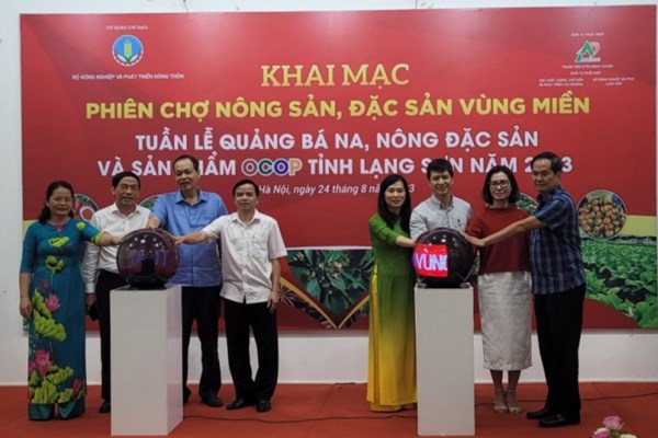 Phiên chợ đặc sản vùng miền và Tuần lễ quảng bá na Lạng Sơn tại Hà Nội - Anh 1