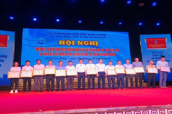 Bình Dương: Đẩy mạnh công tác xã hội hoá TDTT - Anh 2