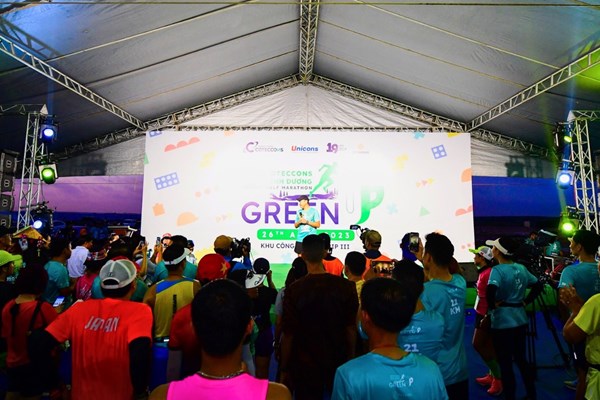 Hơn 3.000 VĐV tham dự giải chạy Marathon tại Bình Dương - Anh 2