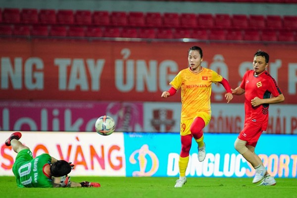 Tuyển nữ Việt Nam tiếp tục “rèn quân”, chuẩn bị cho Asiad 19 - Anh 2