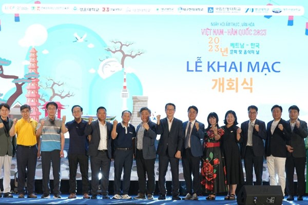 Nhiều hoạt động đặc sắc tại Ngày hội Ẩm thực, Văn hoá Việt Nam - Hàn Quốc 2023 - Anh 1