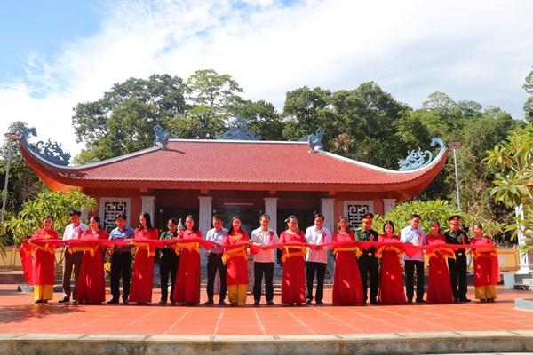 Hà Tĩnh: Khánh thành đền thờ anh hùng liệt sĩ tại hồ Kẻ Gỗ - Anh 1
