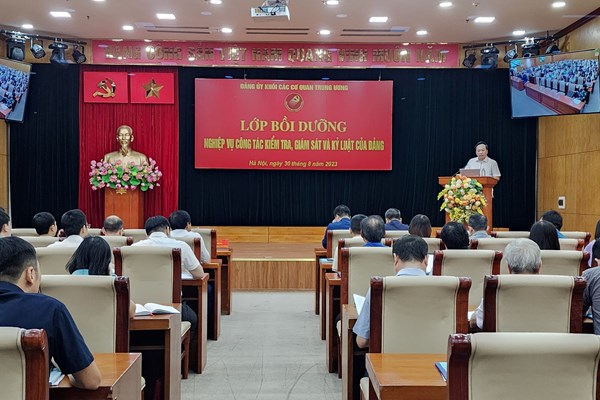 Bồi dưỡng nghiệp vụ công tác kiểm tra, giám sát và kỷ luật của Đảng - Anh 2