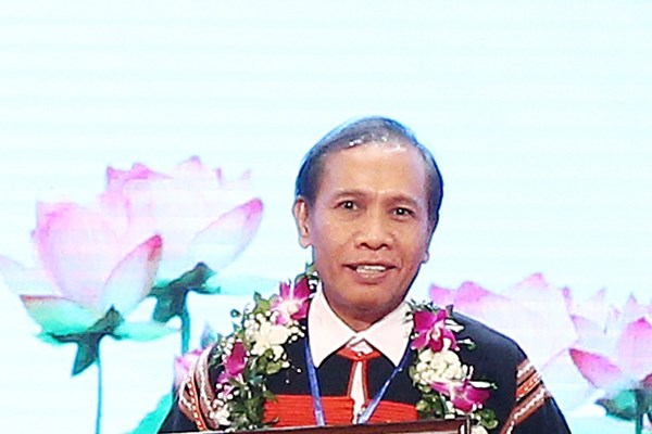 Những 