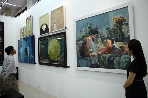 Triển lãm “Bản sắc và hội nhập” - Anh 1