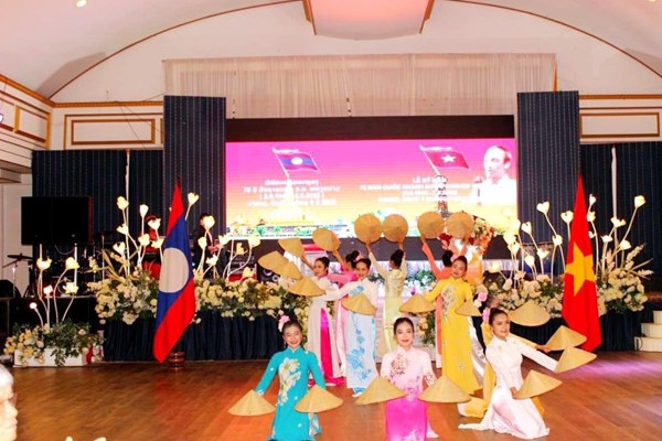 Tổng Lãnh sự quán Việt Nam tại Pakse long trọng tổ chức Lễ kỷ niệm 78 năm Quốc khánh nước CHXHCN Việt Nam - Anh 3