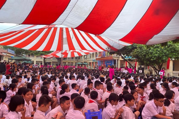 Năm học mới trên mọi miền Tổ quốc - Anh 1