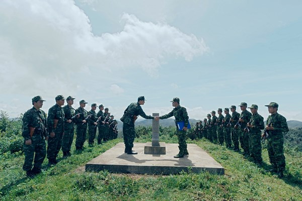 “Cuộc chiến không giới tuyến”: Phim truyền hình về cuộc “đấu trí” với những hủ tục, buôn lậu, ma tuý - Anh 2