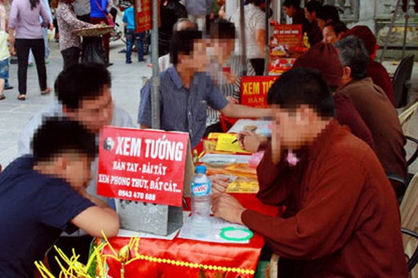 Thực hiện quy định pháp luật về tín ngưỡng, tôn giáo: Lấp khoảng trống, nâng cao nhận thức - Anh 1