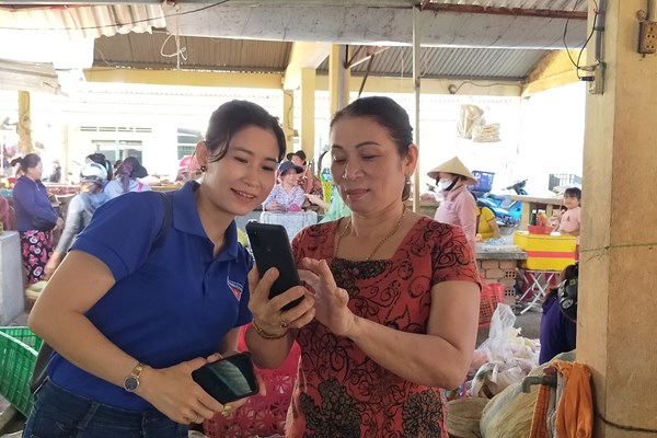 Tỉnh ủy Quảng Ngãi ban hành Nghị quyết về chuyển đổi số - Anh 2