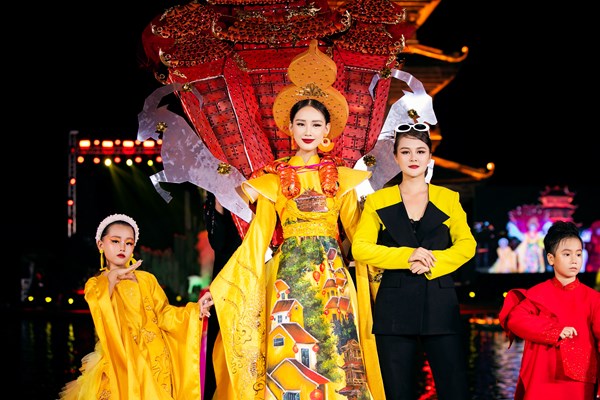Đêm thời trang “Tinh hoa cố đô” tôn vinh di sản - Anh 2