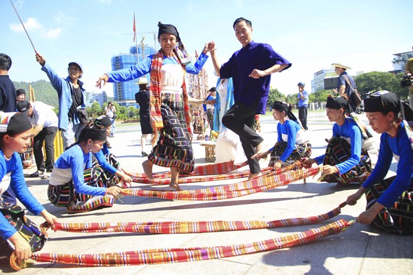 Nơi tôn vinh, quảng bá các giá trị văn hóa độc đáo - Anh 3