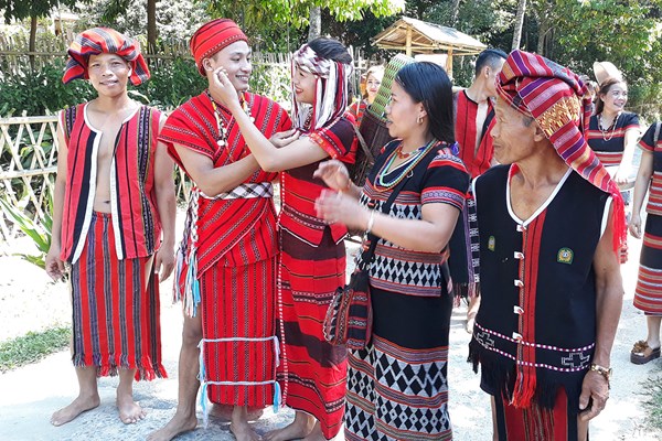 Hội thi tìm hiểu pháp luật về bình đẳng giới cho vùng đồng bào DTTS - Anh 2